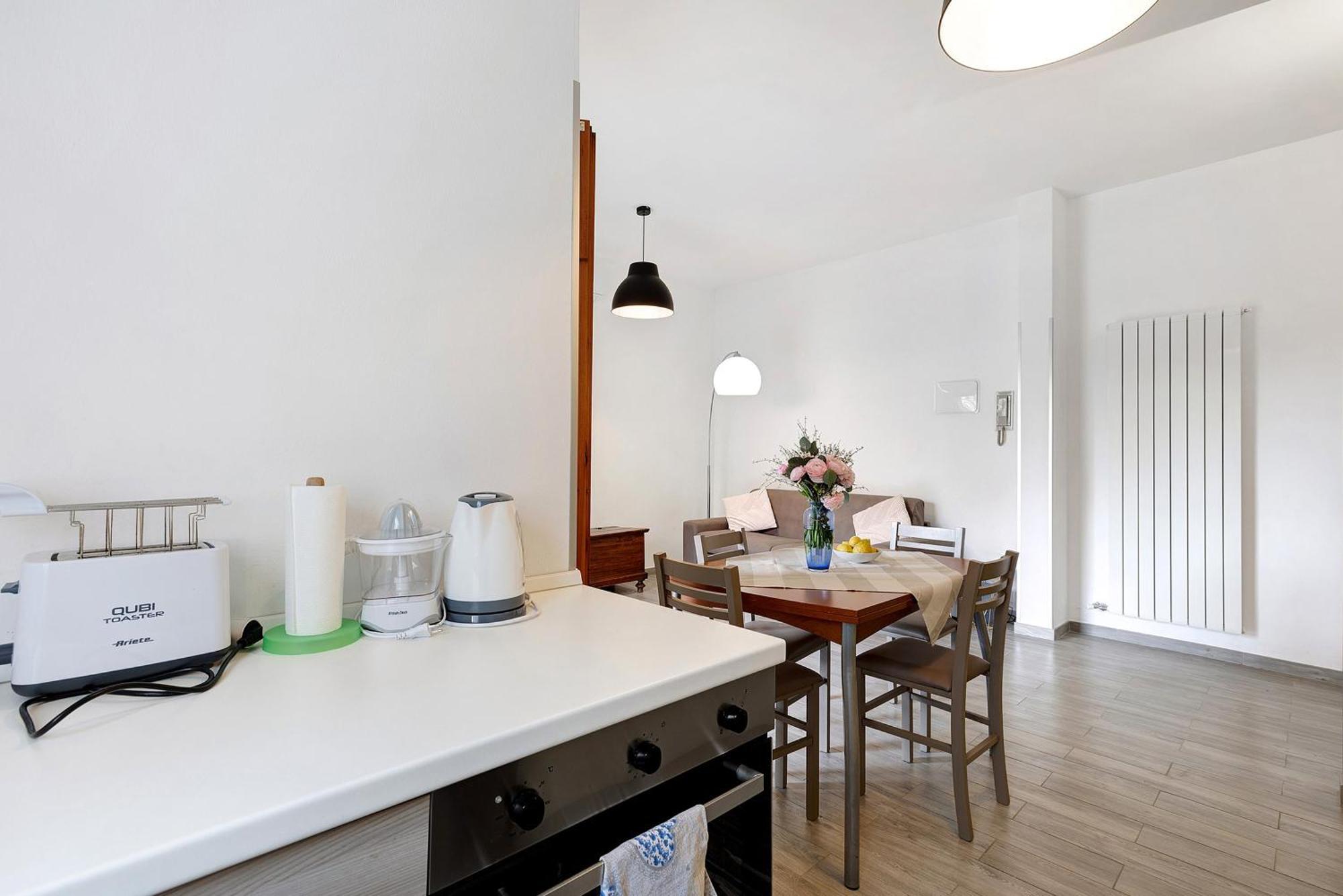 Apartamento Bilocale Sul Borgo Finale Ligure Exterior foto